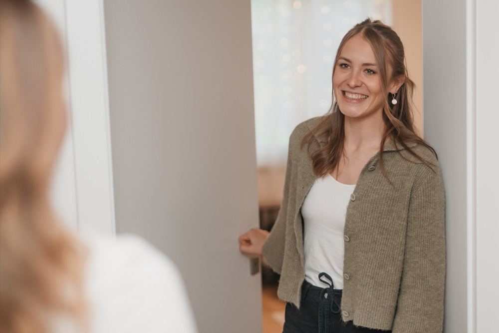 hebamme-luisa-bei-arbeit